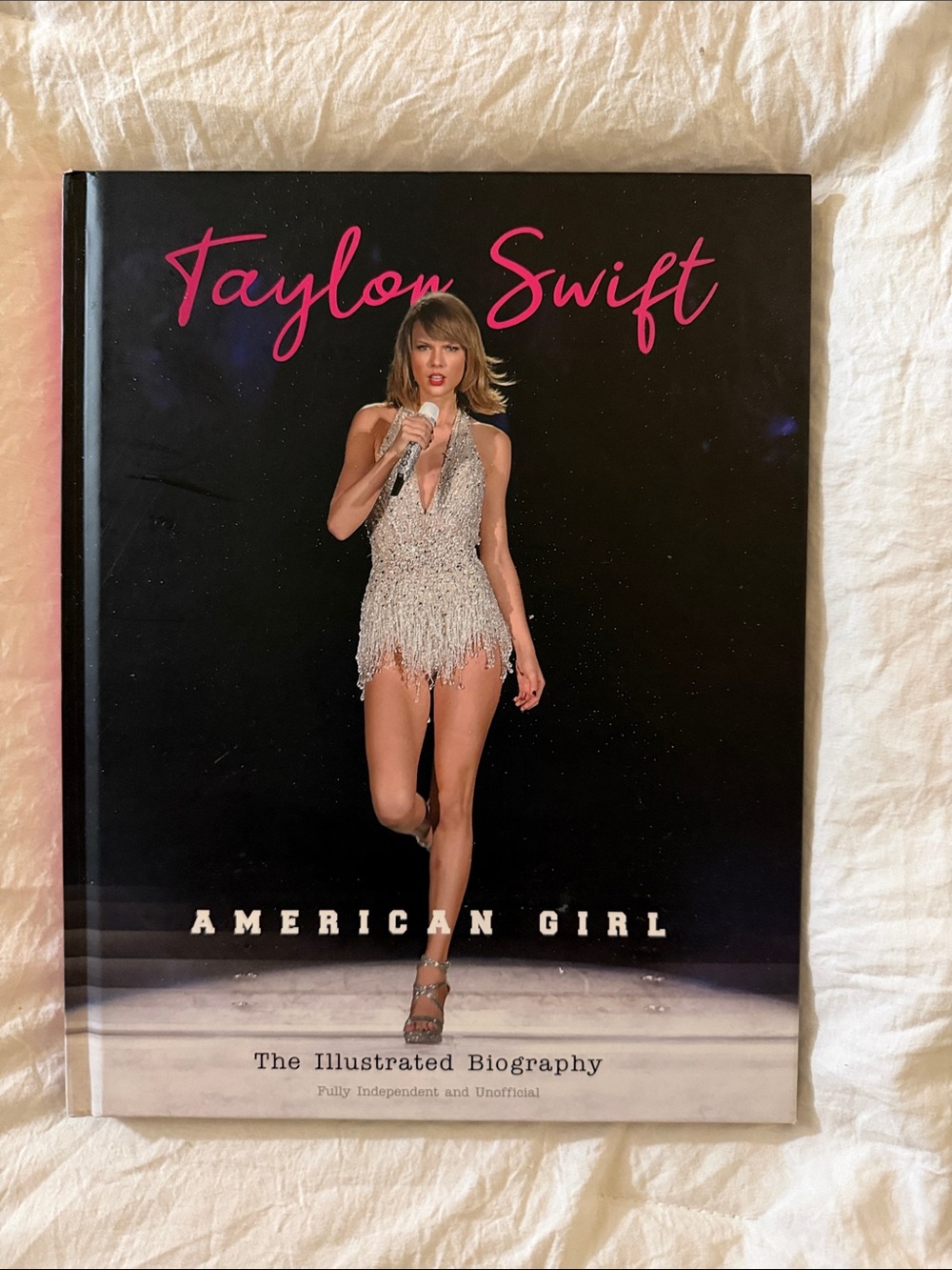 Taylor Swift American Girl Biography